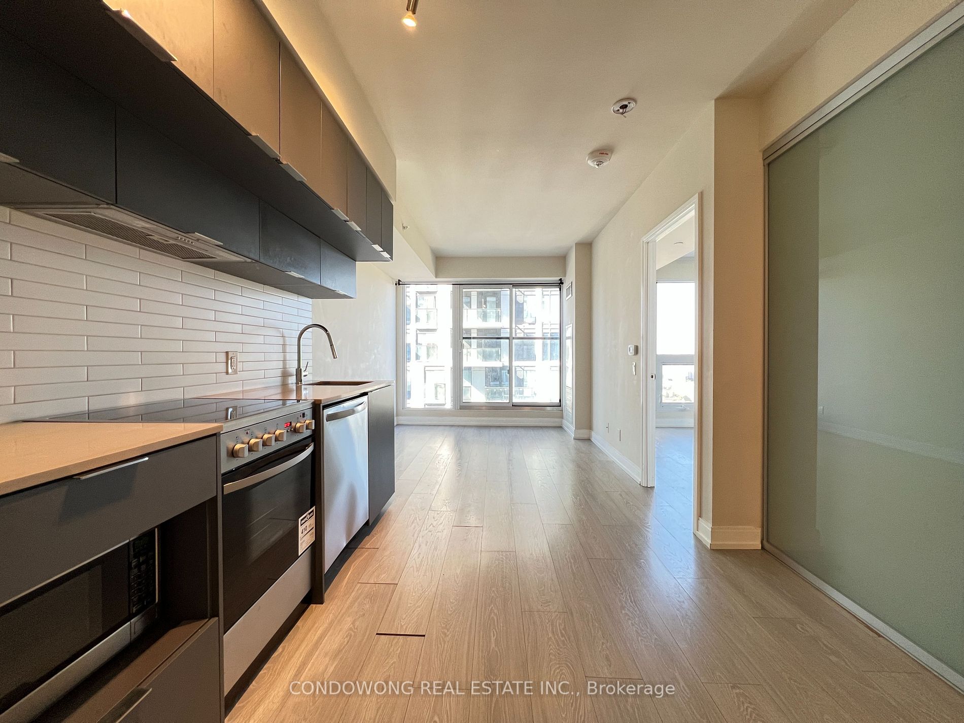 181 Dundas St, #4101