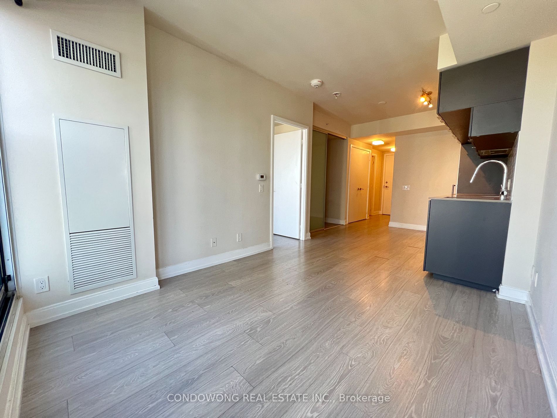 181 Dundas St, #4101