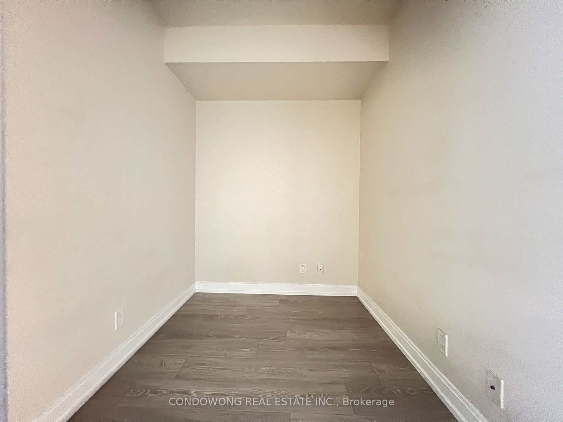 181 Dundas Street E, #4101