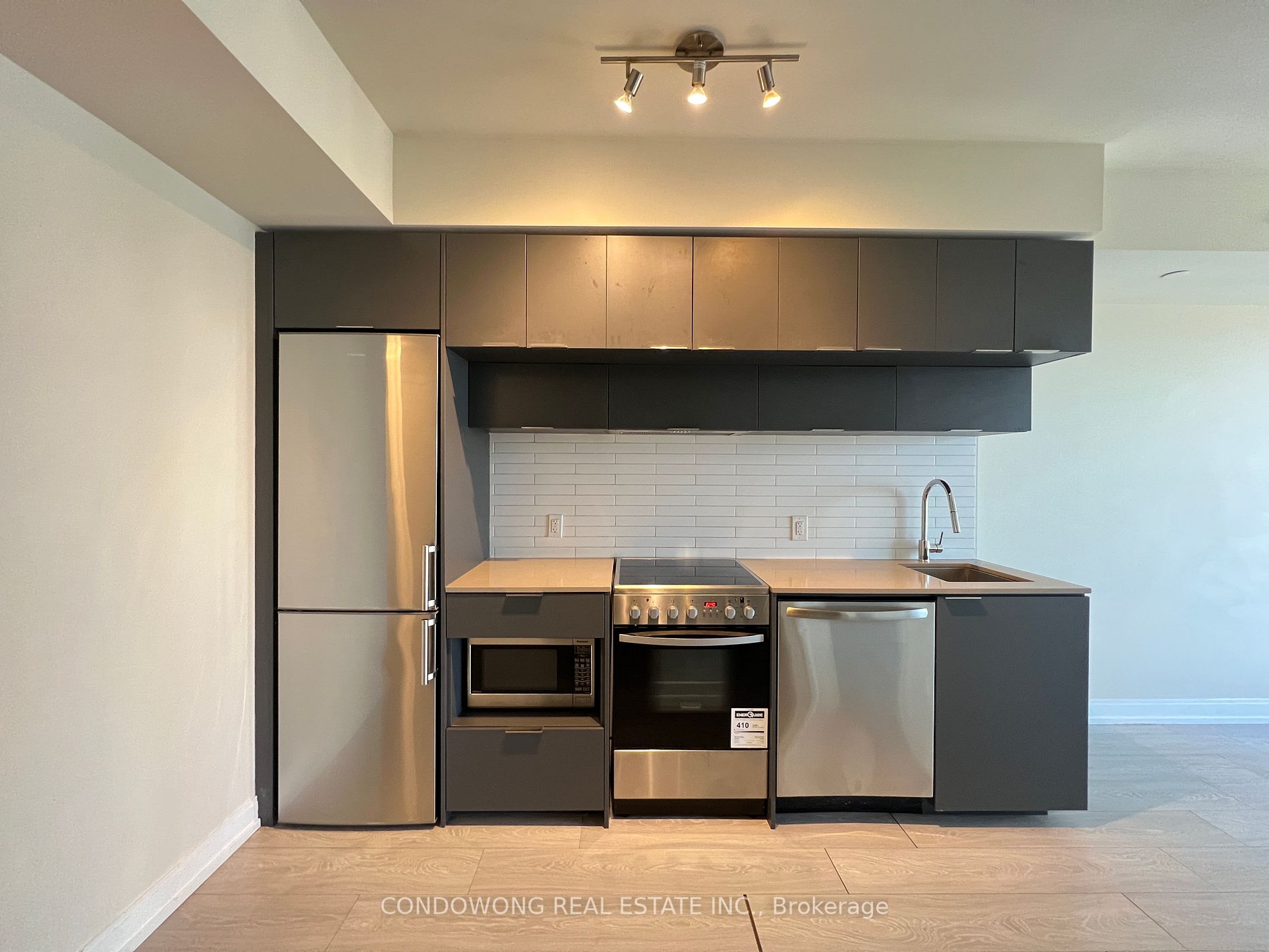 181 Dundas St, #4101
