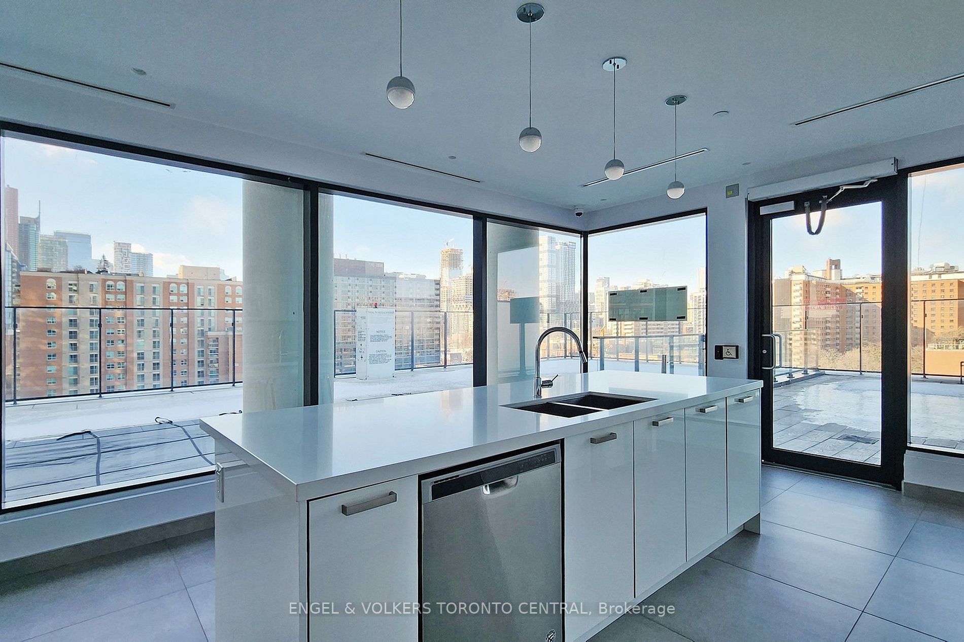 55 Ontario Street, #308