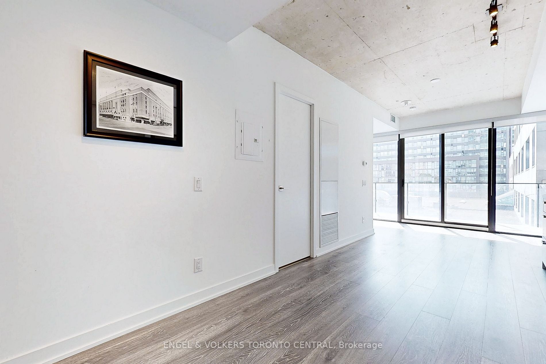 55 Ontario Street, #308