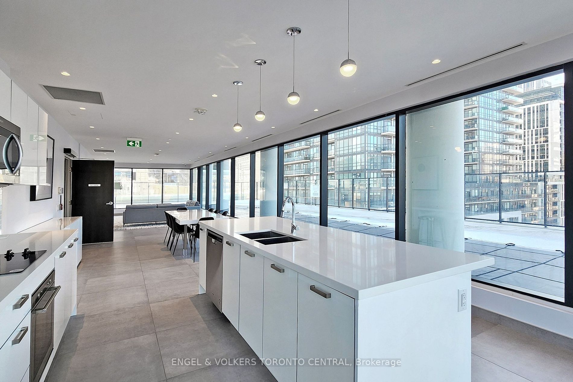 55 Ontario Street, #308