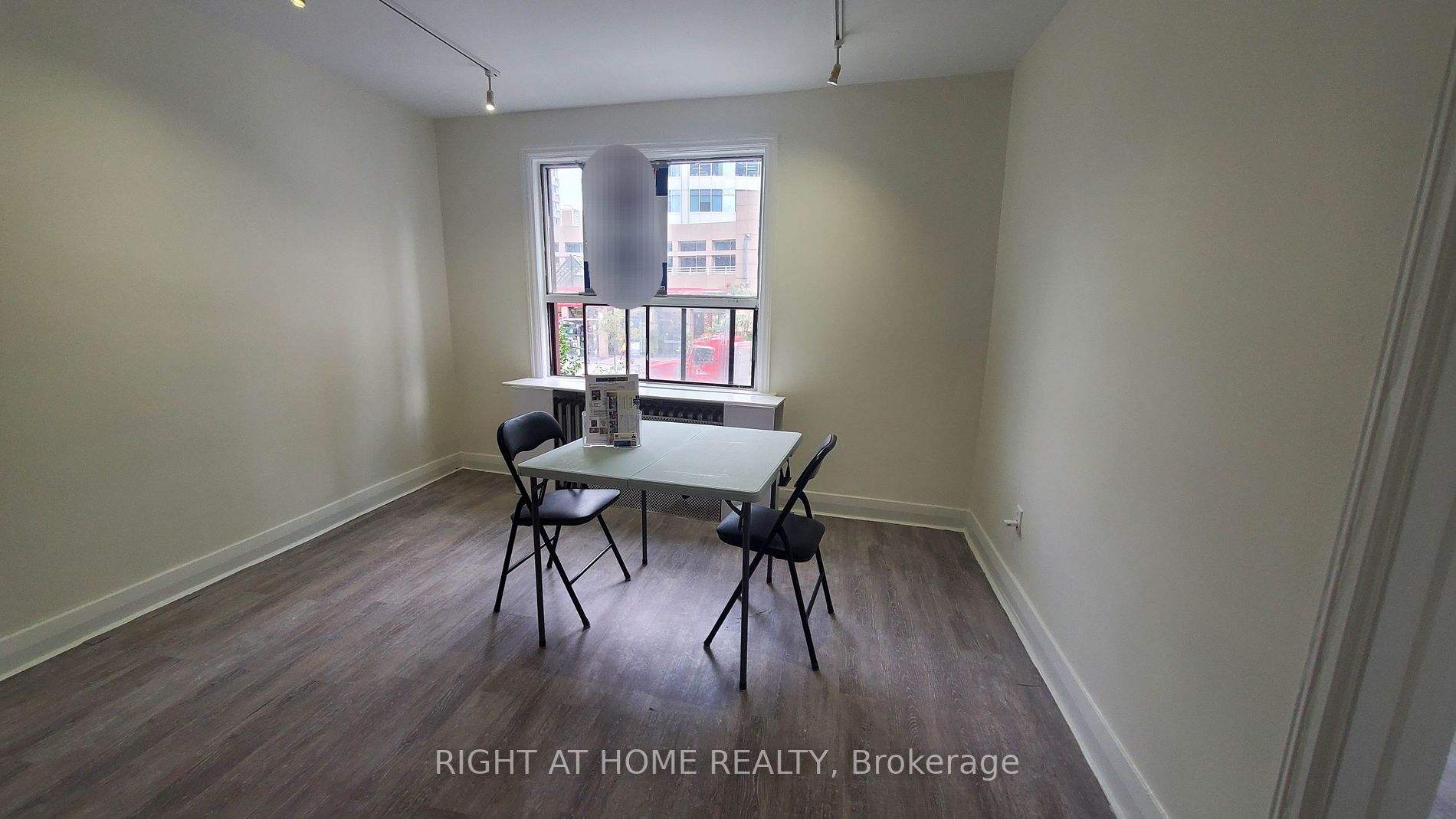2354 Yonge St, #1