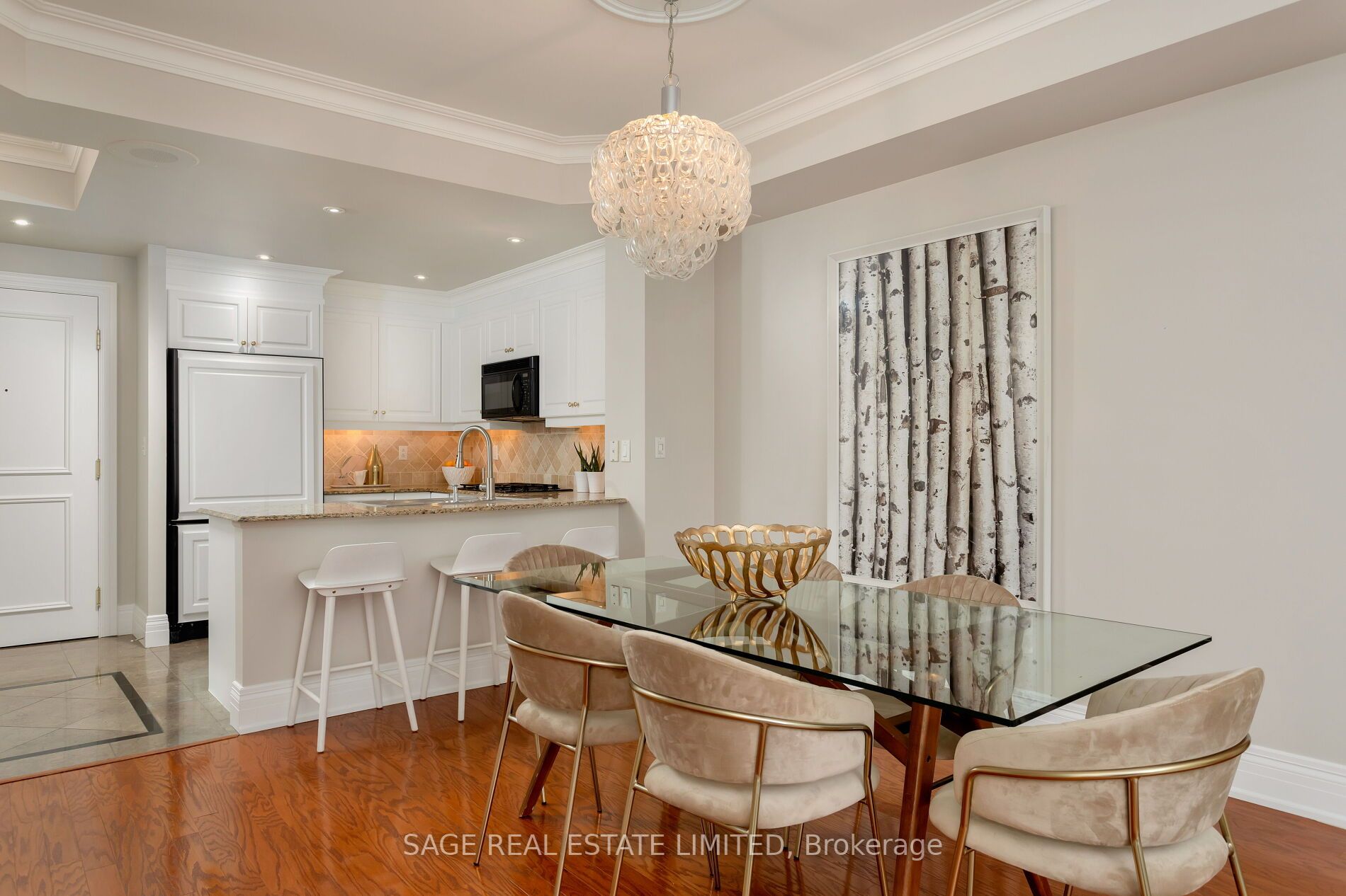 33 Delisle Ave, #709