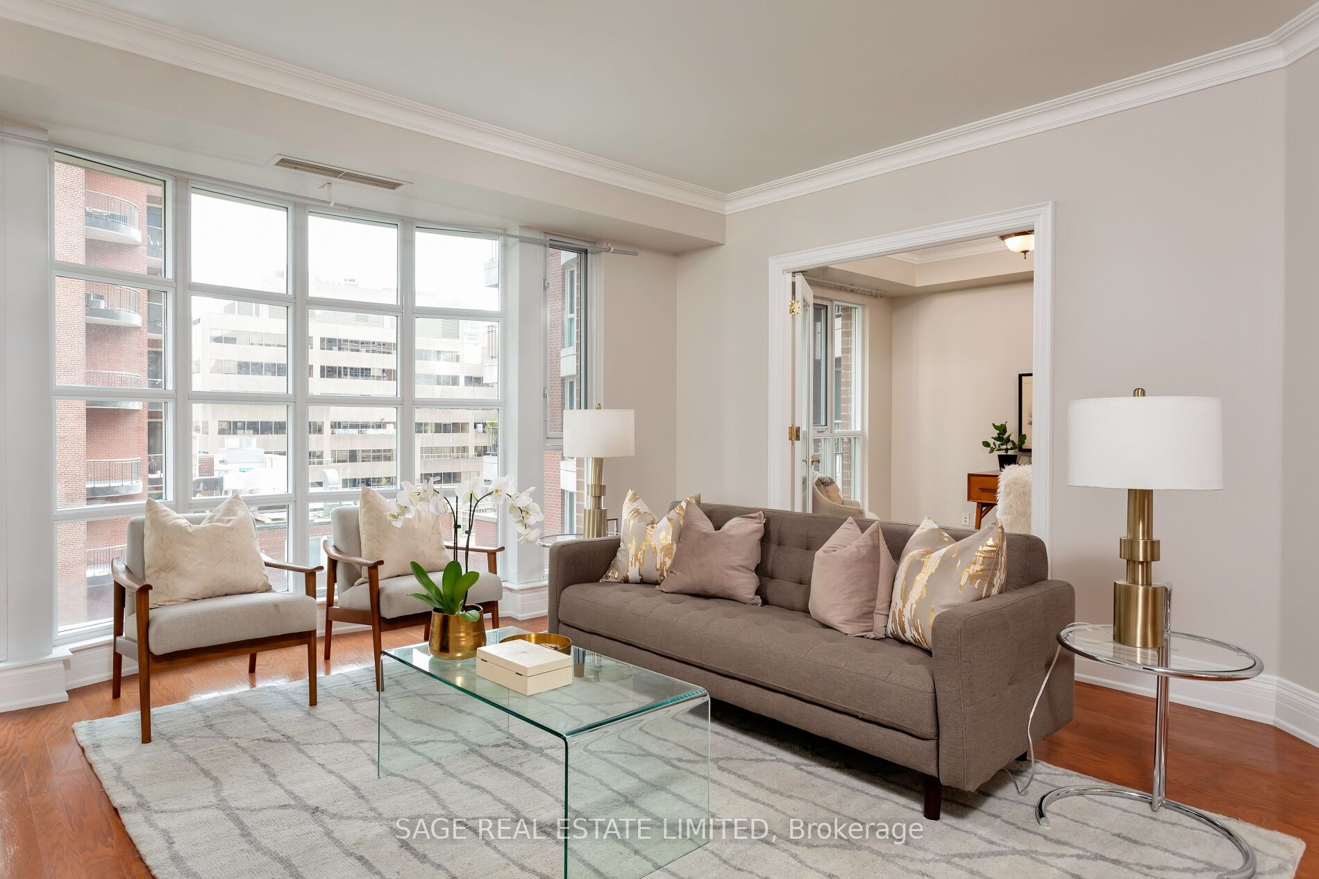 33 Delisle Ave, #709