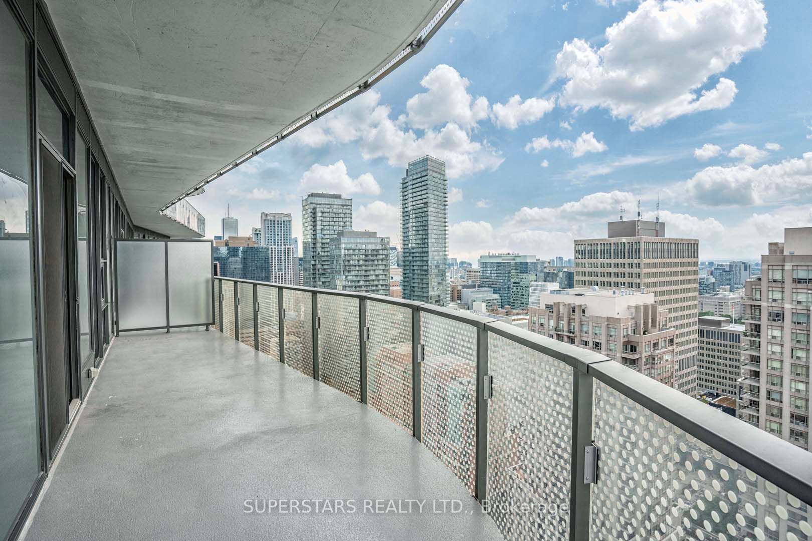 11 Wellesley St W, #2908