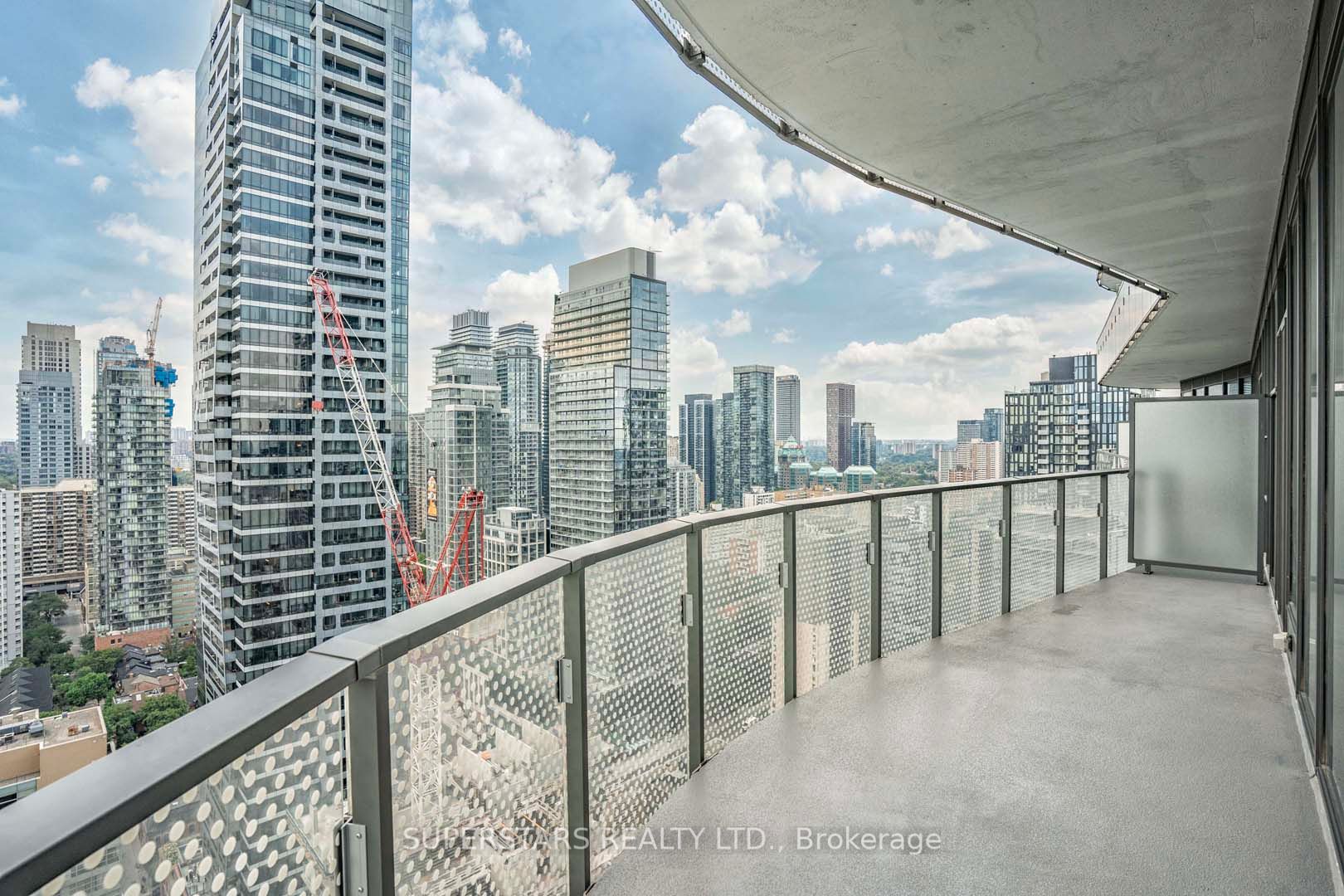 11 Wellesley St W, #2908
