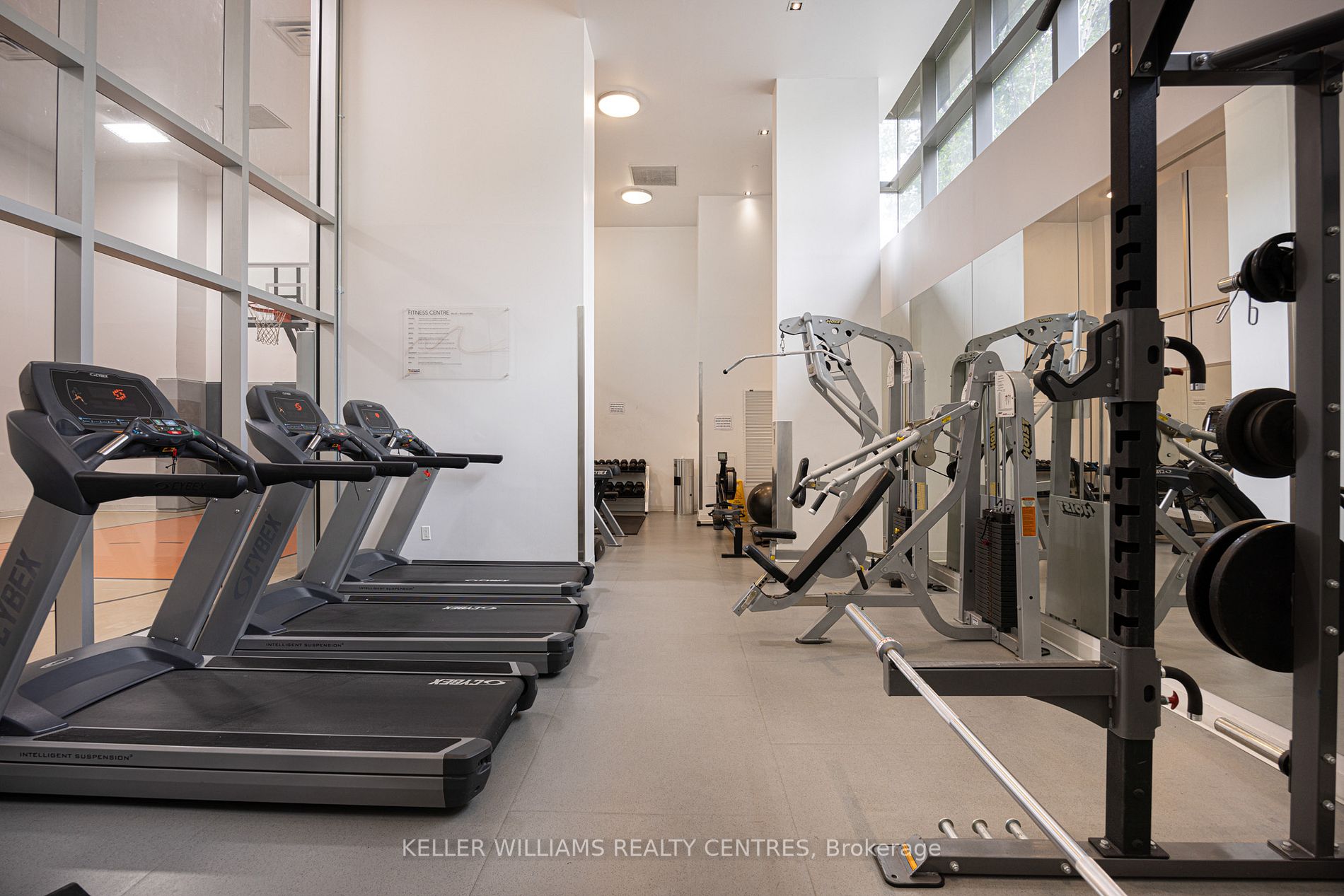 15 Brunel Crt, #103