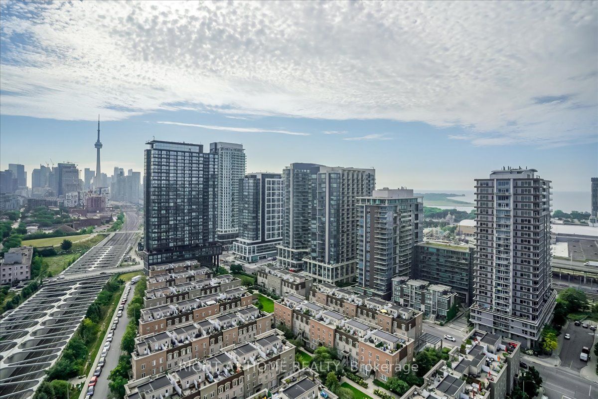 80 Western Battery Rd, #2406