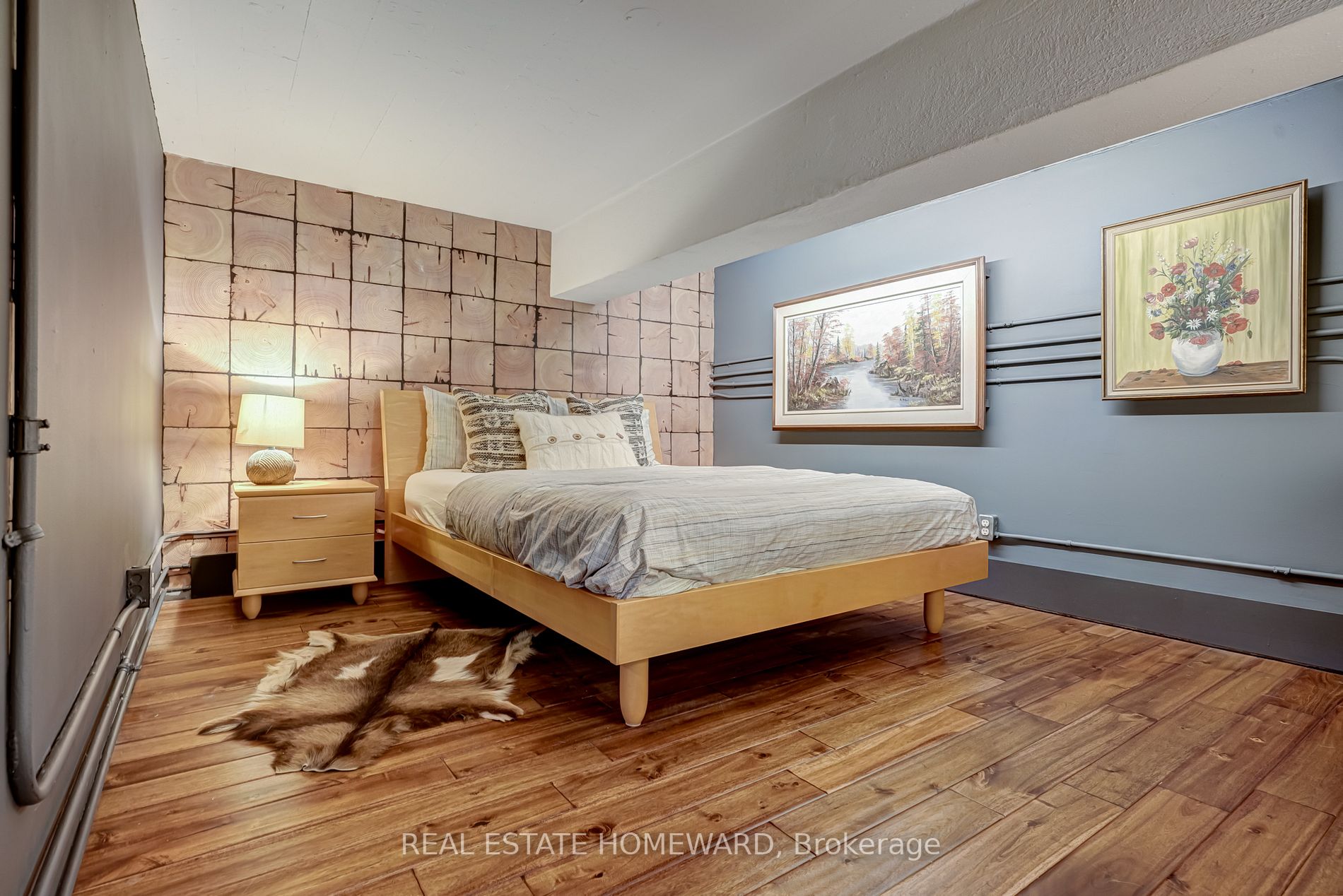 #204 - 264 Seaton St, Toronto