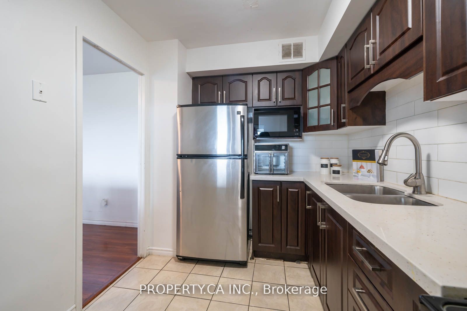 20 Forest Manor Rd, #605