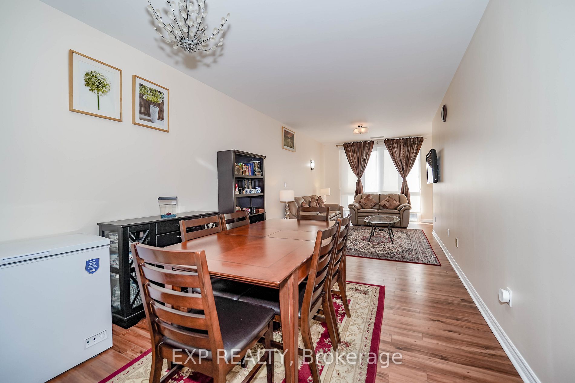 10 Gateway Blvd, #218
