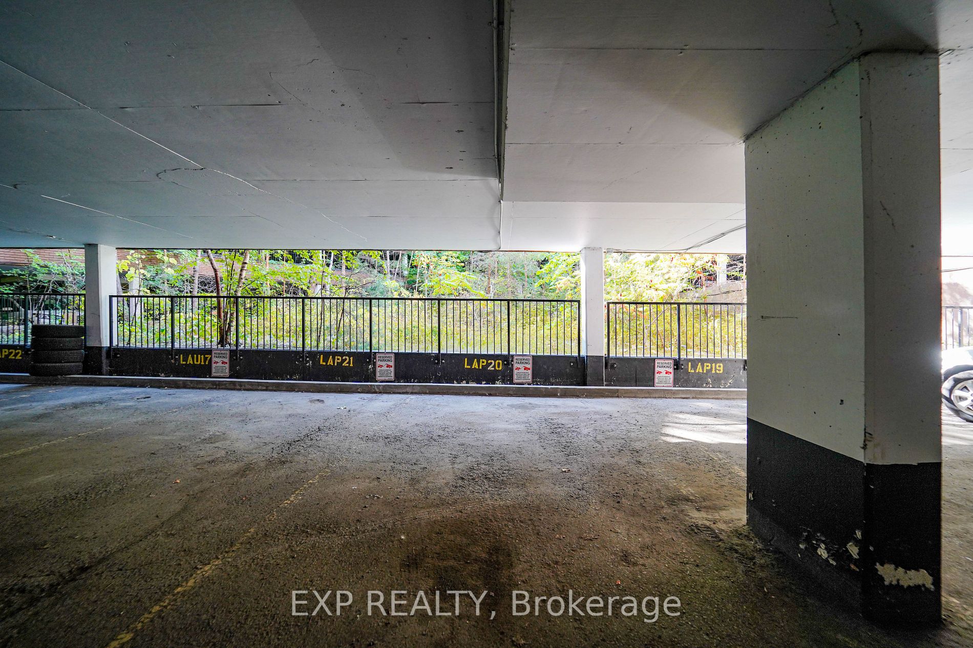 10 Gateway Blvd, #218