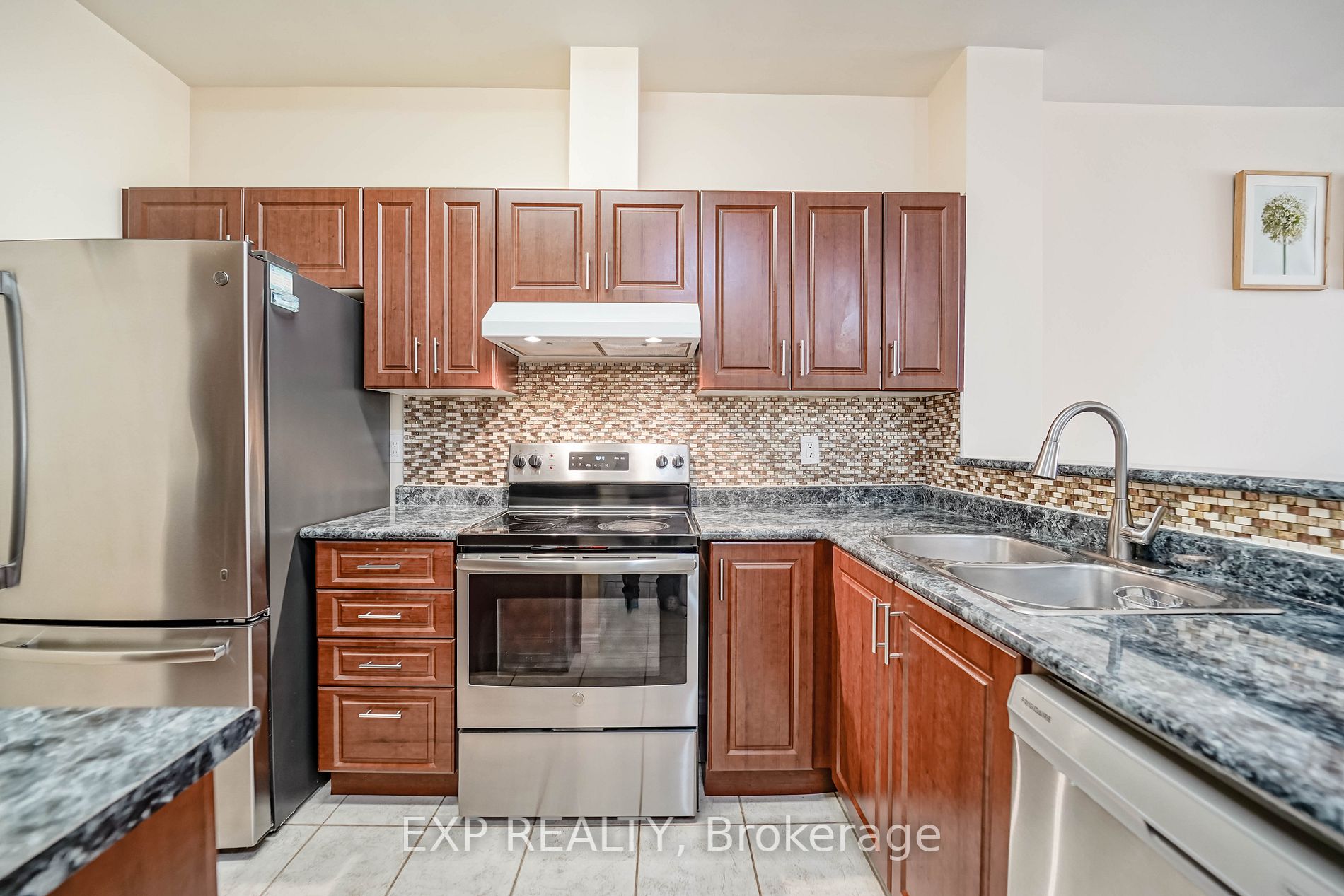 10 Gateway Blvd, #218