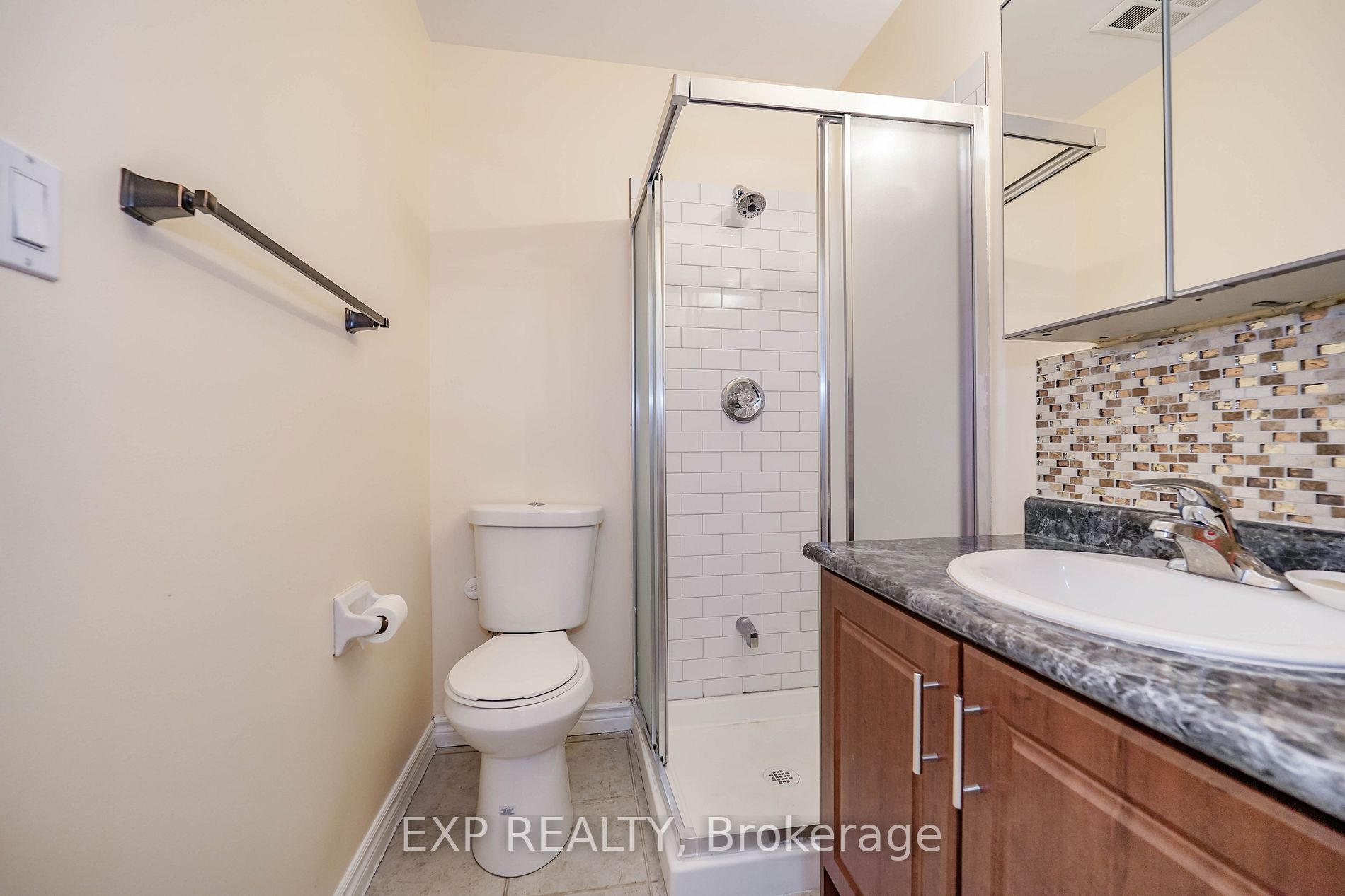 10 Gateway Blvd, #218