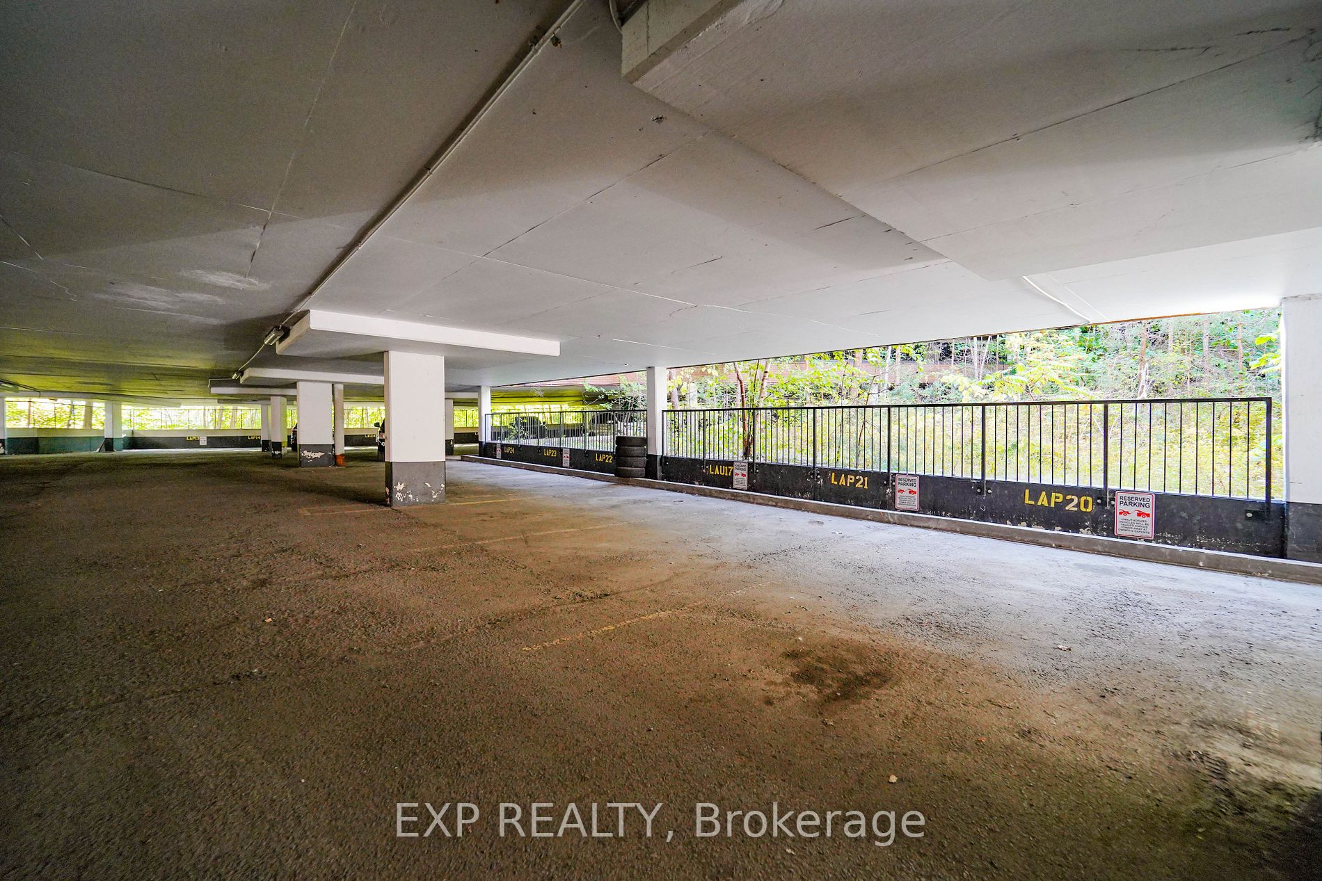 10 Gateway Blvd, #218