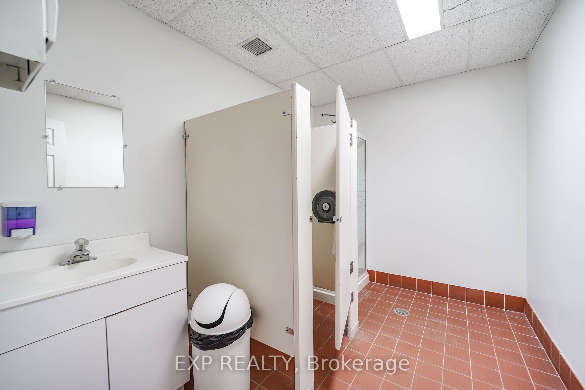 10 Gateway Blvd, #218