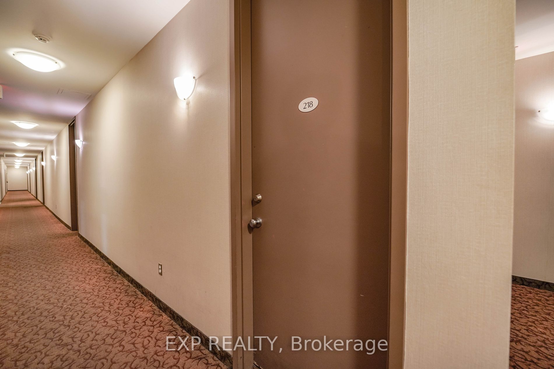 10 Gateway Blvd, #218