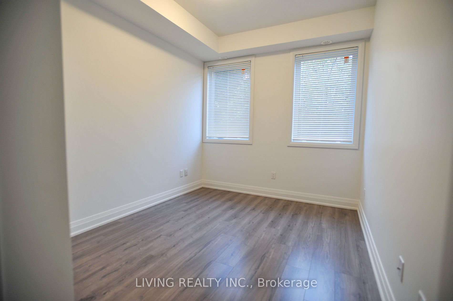 780 Sheppard Ave E, #36