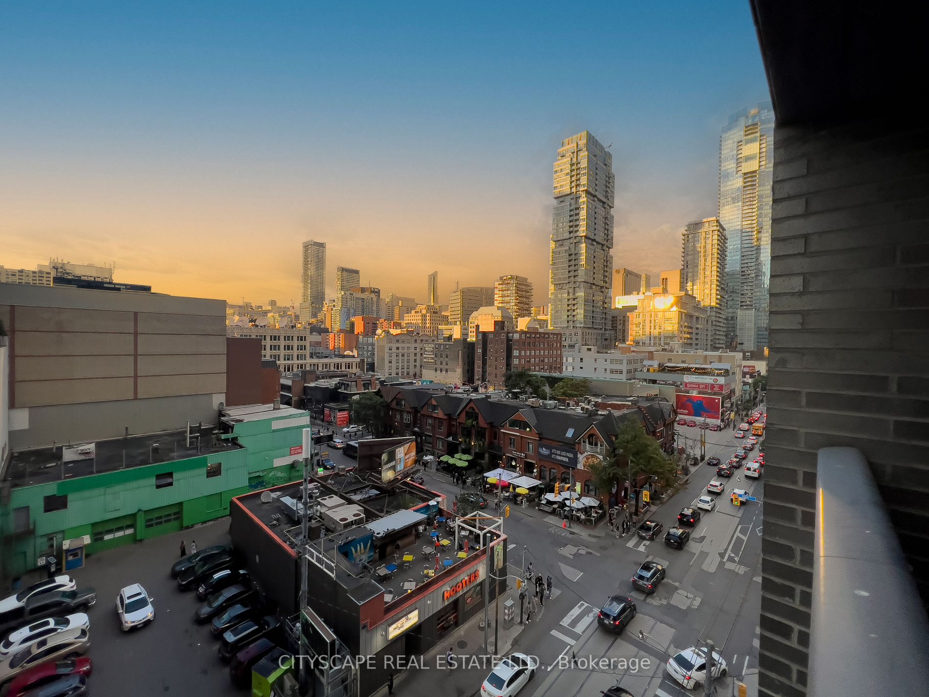 295 Adelaide St W, #801