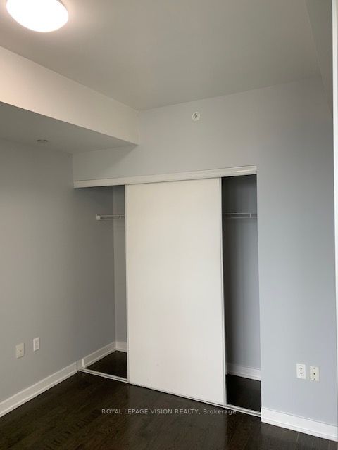 1 The Esplanade, #1107