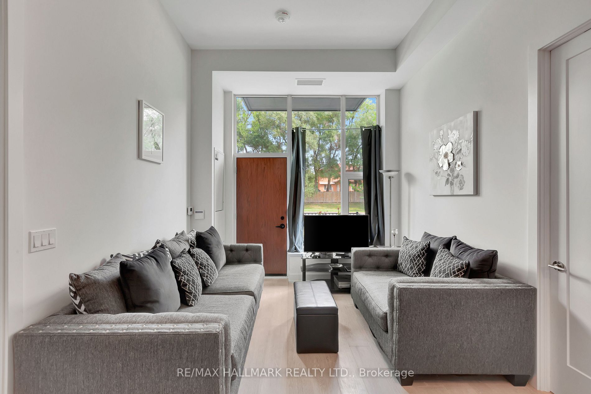 25 Adra Grado Way, #243
