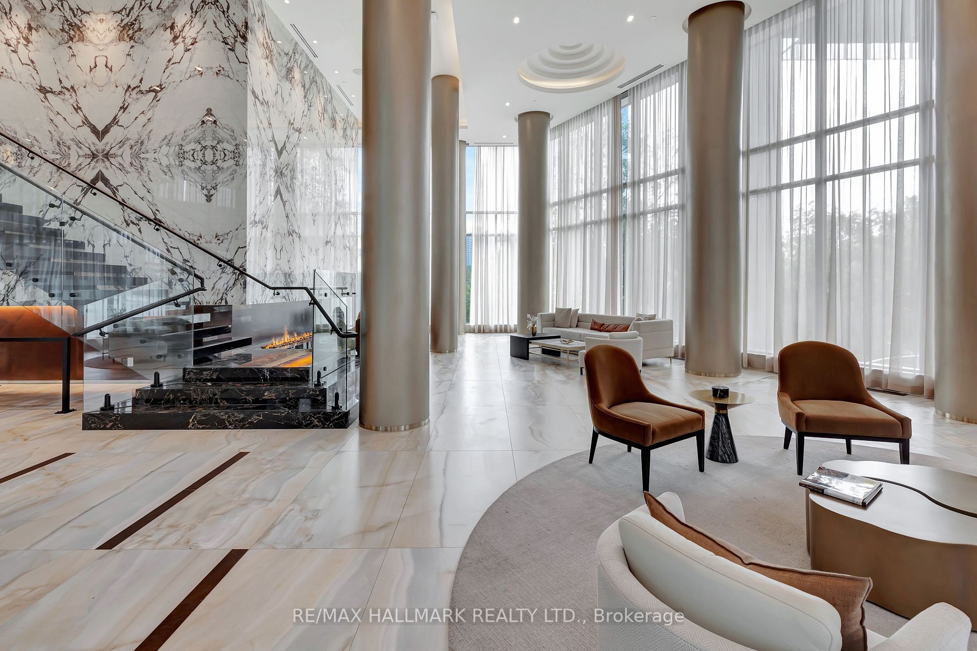 25 Adra Grado Way, #243