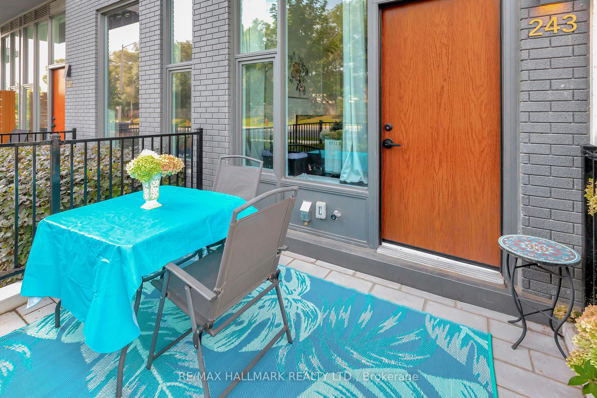 25 Adra Grado Way, #243