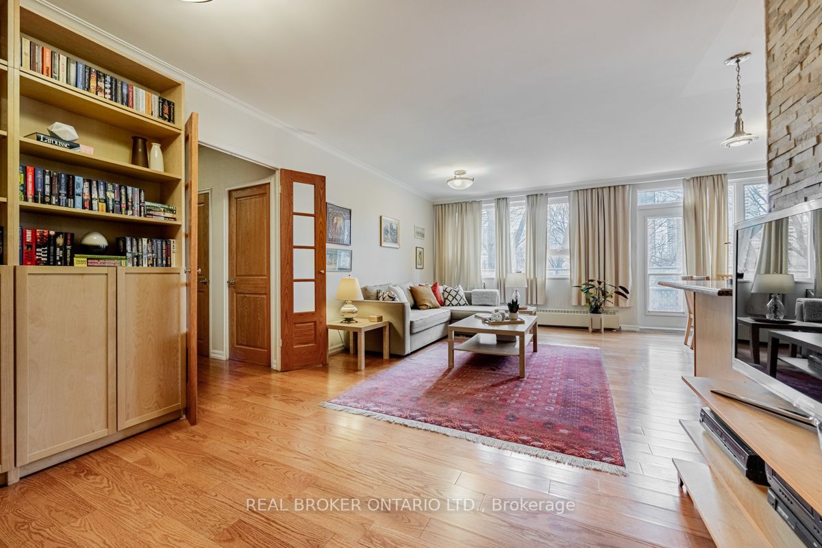 40 Glen Rd, #310