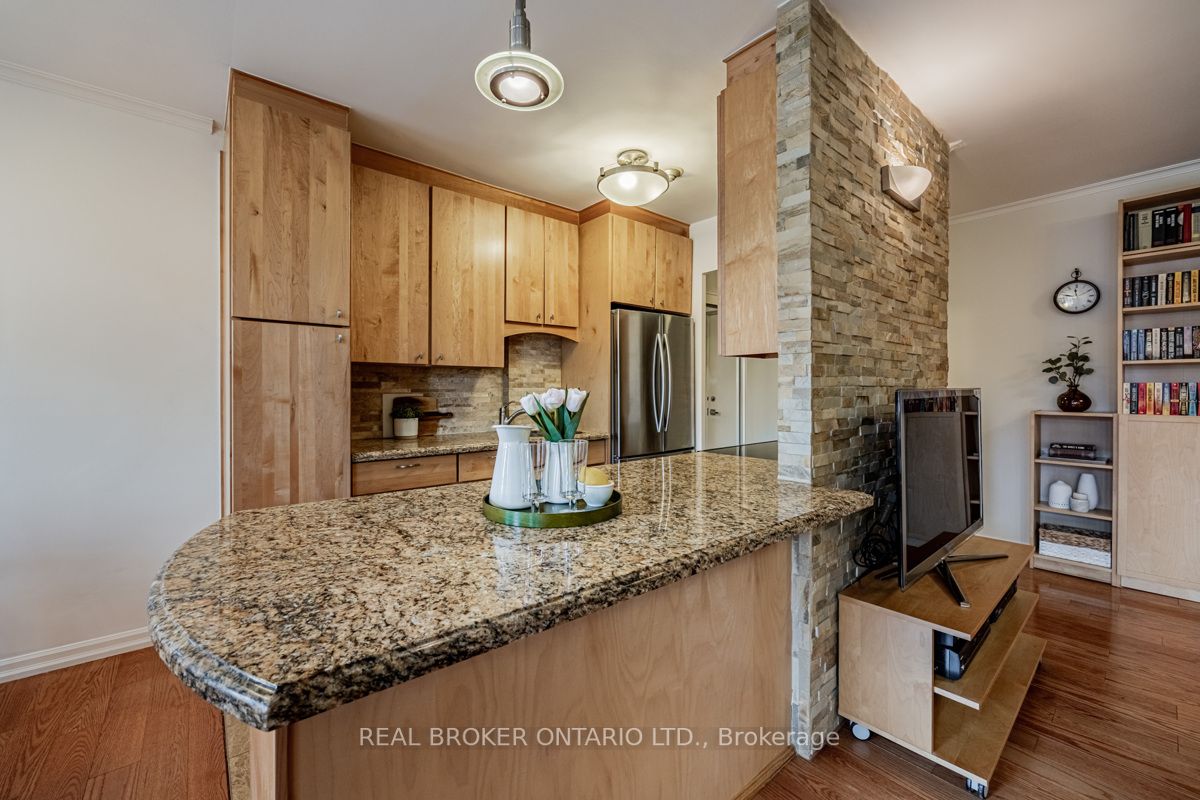 40 Glen Rd, #310