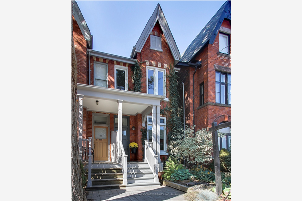 190 Borden St, Toronto