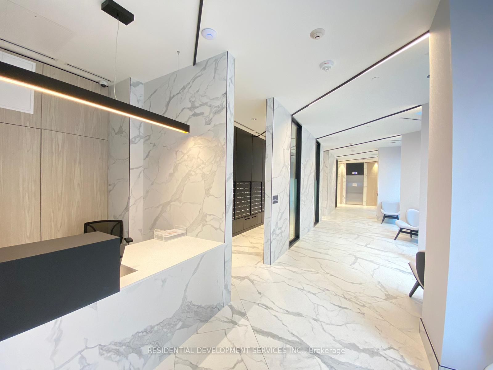 30 Tretti Way, #1204