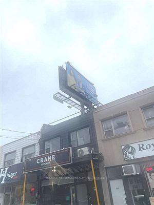 850 Sheppard Ave W