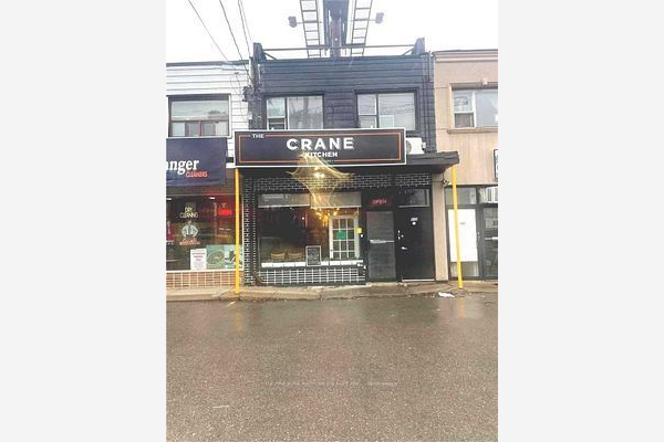 850 Sheppard Ave W, Toronto