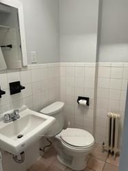 850 Sheppard Ave W