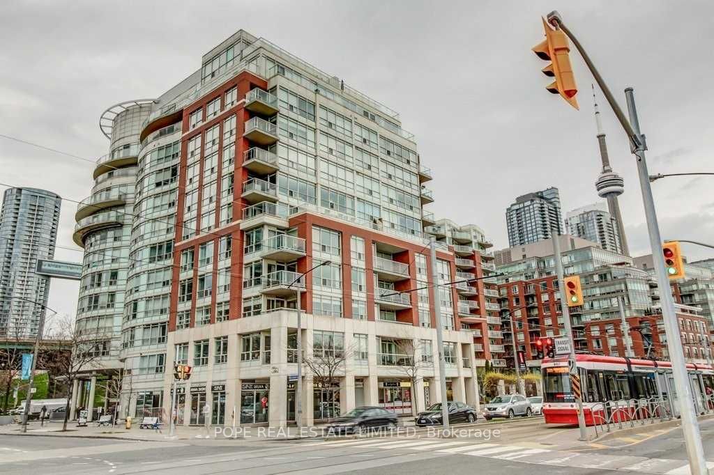 550 Queens Quay W, #505