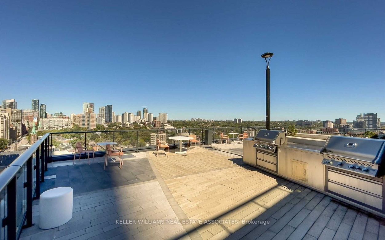 251 Jarvis St, #2001