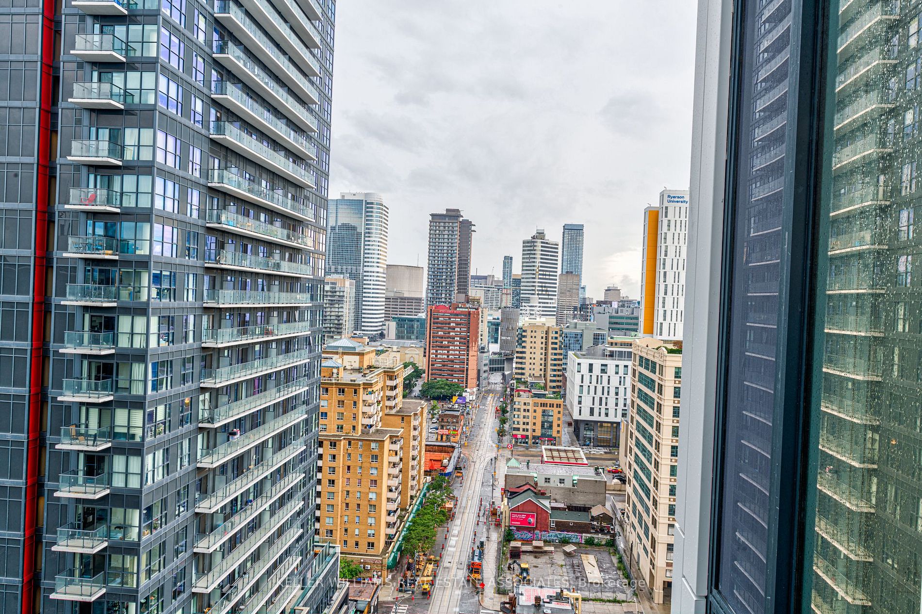 251 Jarvis St, #2001
