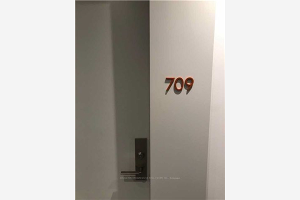 60 Colborne St, Toronto