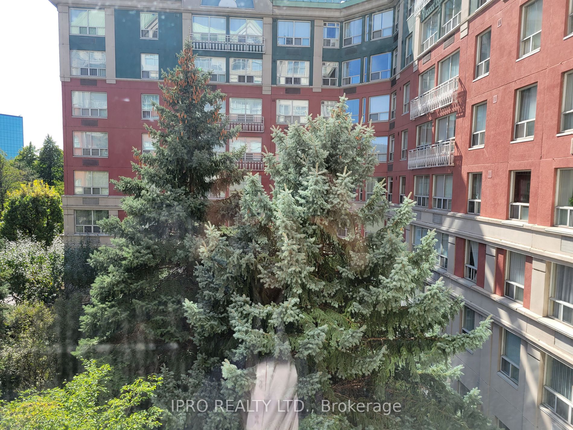 18 Concorde Place, #411