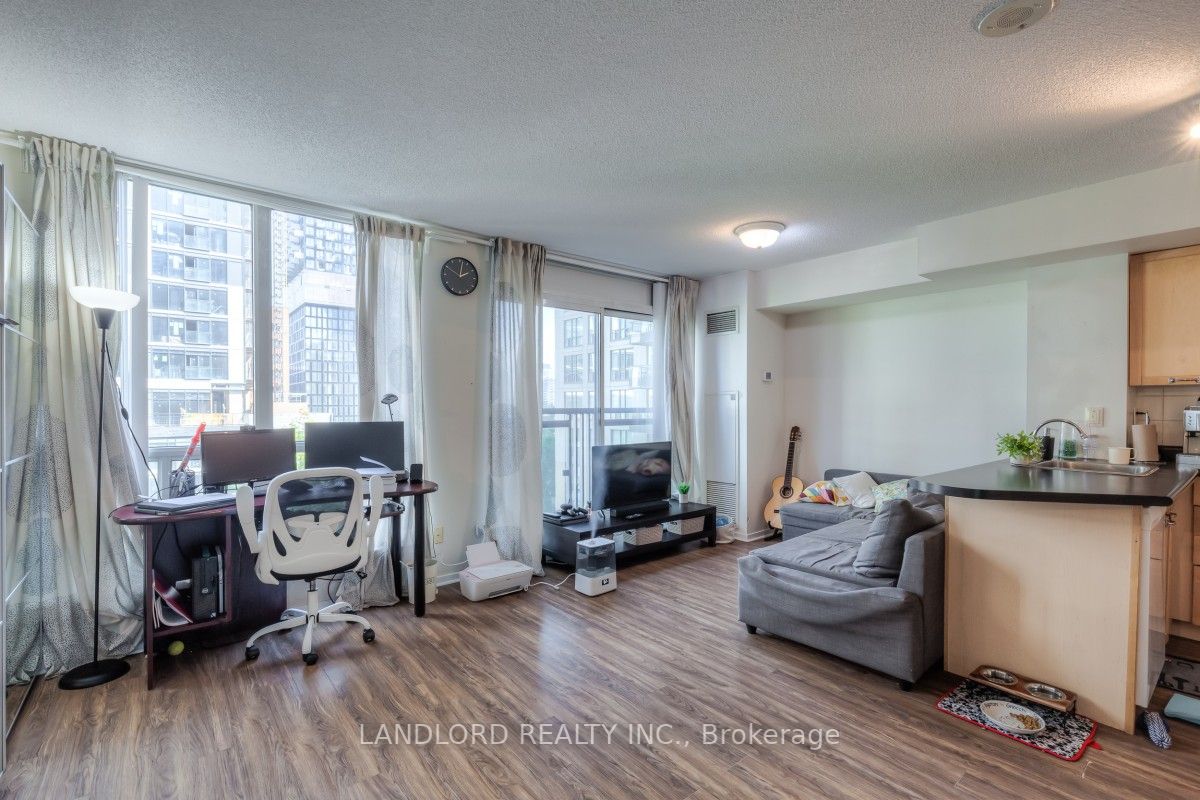 75 Dalhousie St, #610