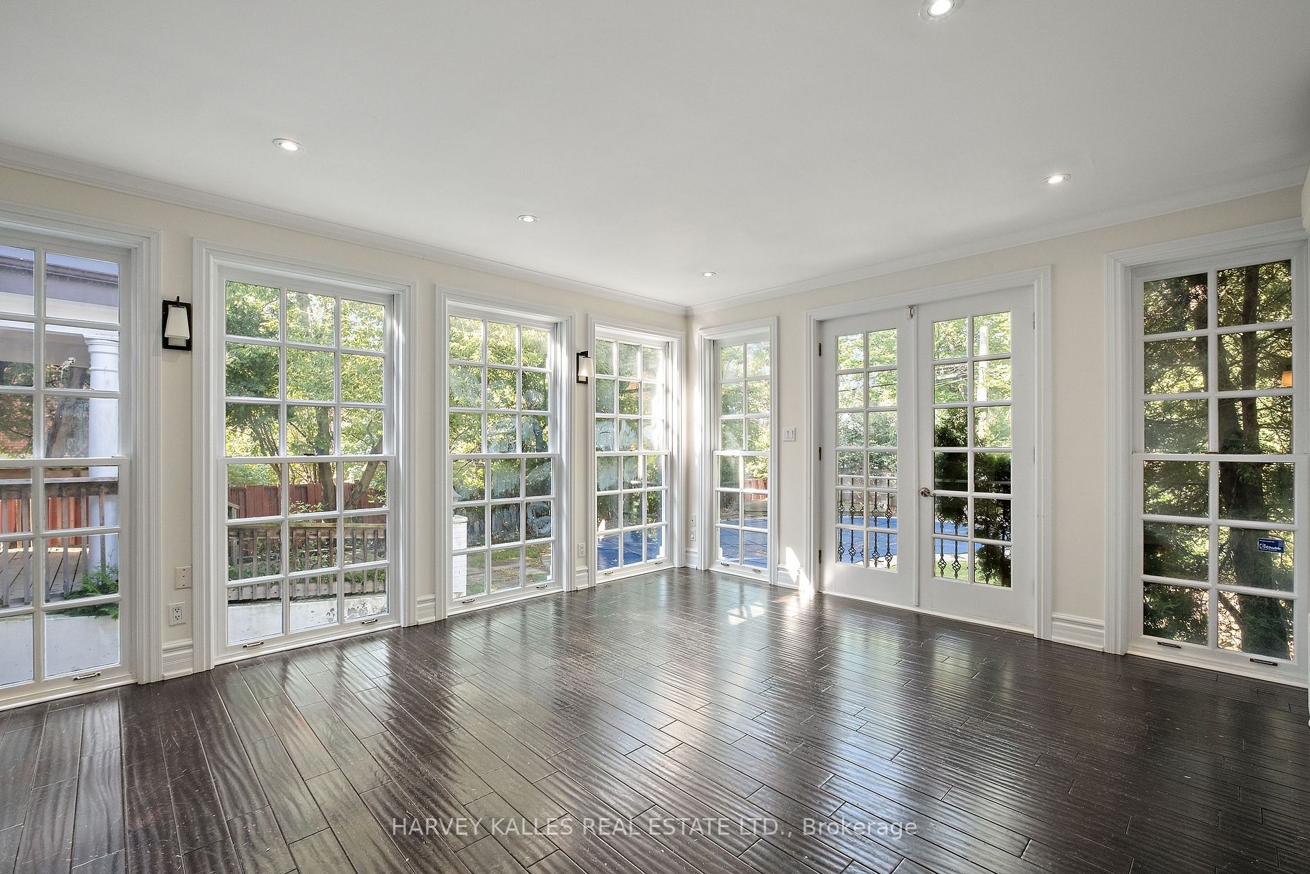 22 Hilltop Rd