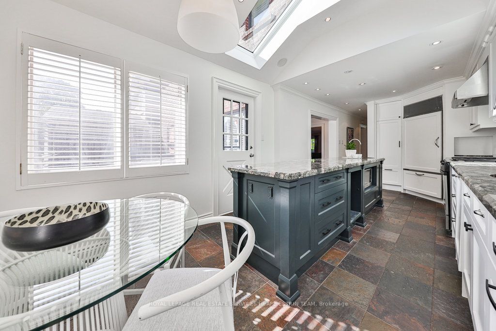 23 Leacrest Road