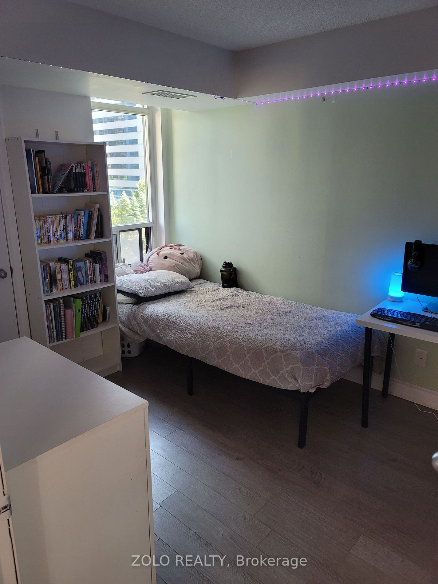 153 Beecroft Rd, #610