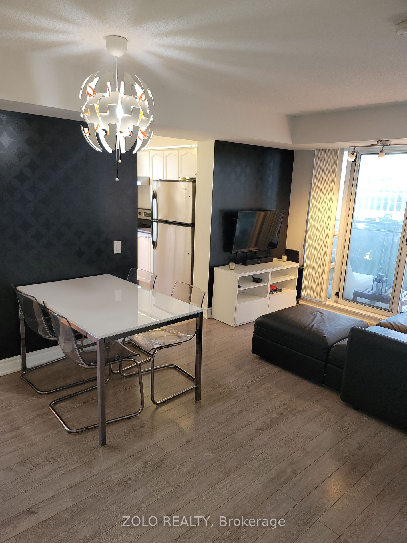 153 Beecroft Rd, #610