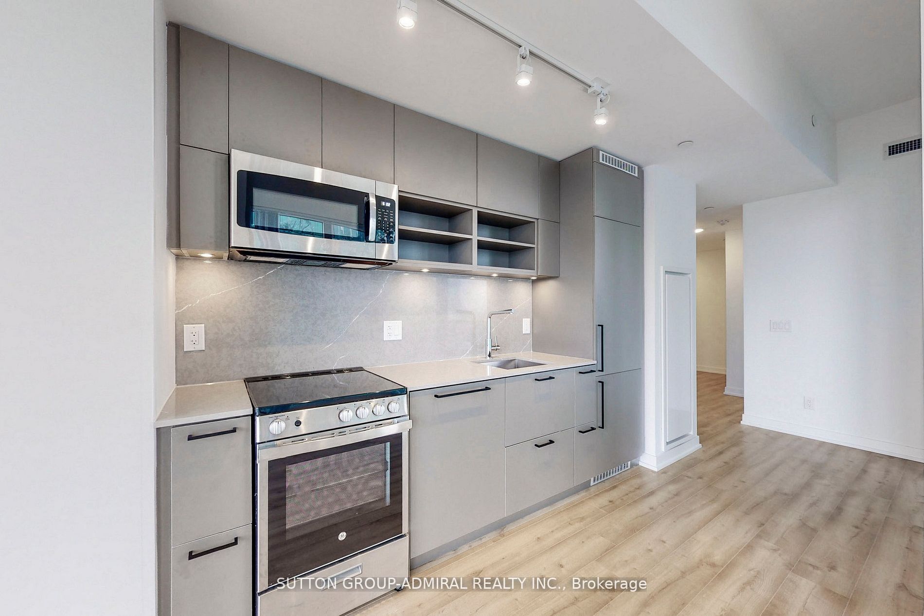 135 East Liberty St, #1510