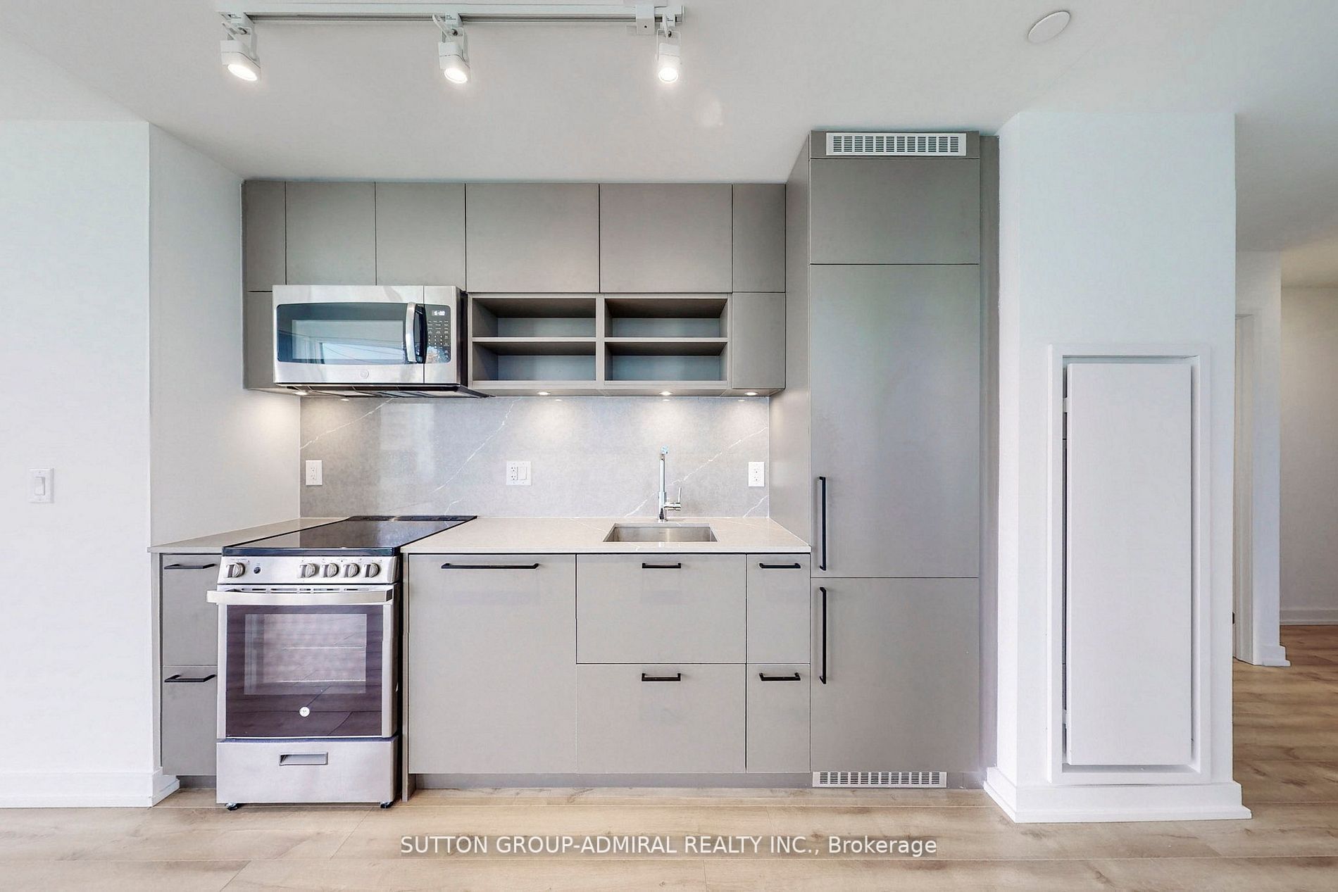 135 East Liberty St, #1510