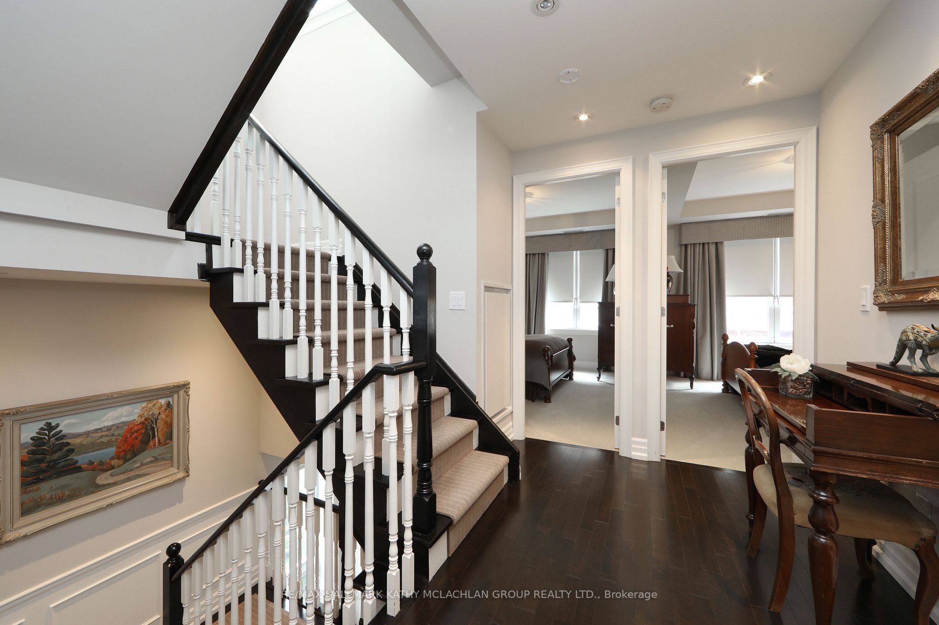 21 Burkebrook Pl, #Th5