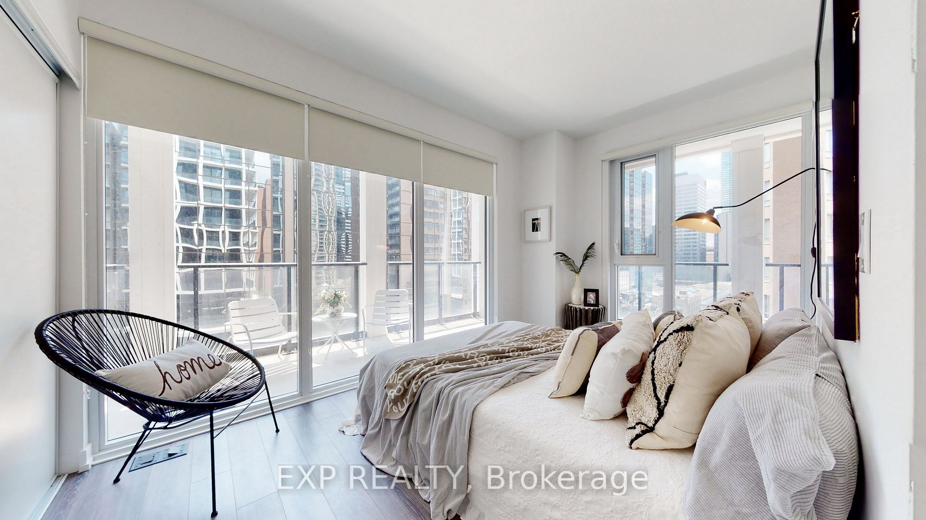 20 Edward St, #611